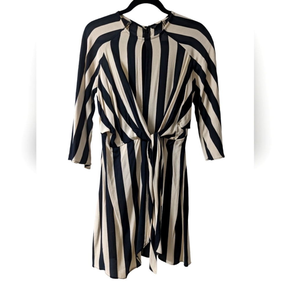Topshop Stripped Knot Front Dress - Picture 2 of 6